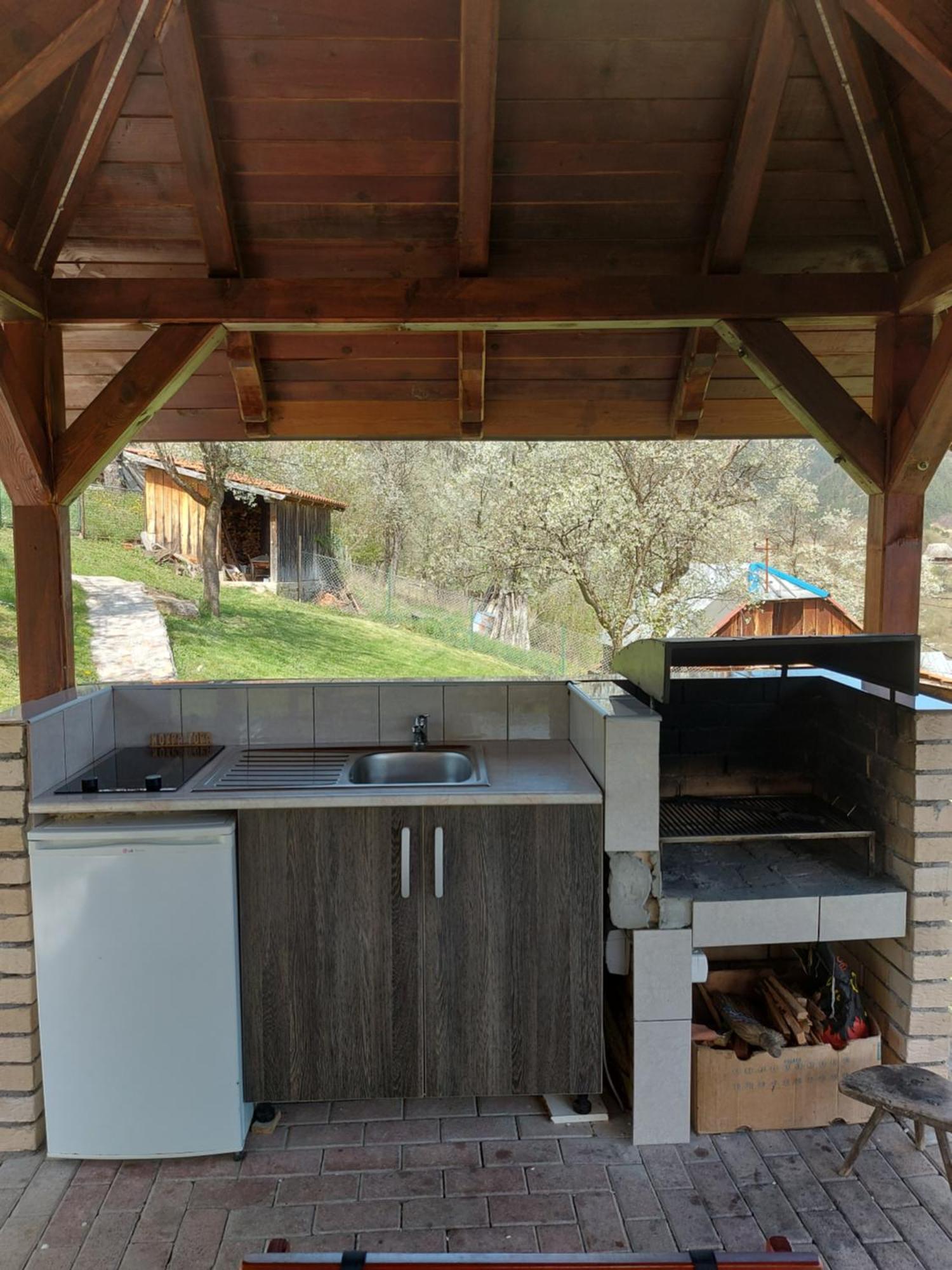 Ljubov Kutak Mokra Gora Exterior foto