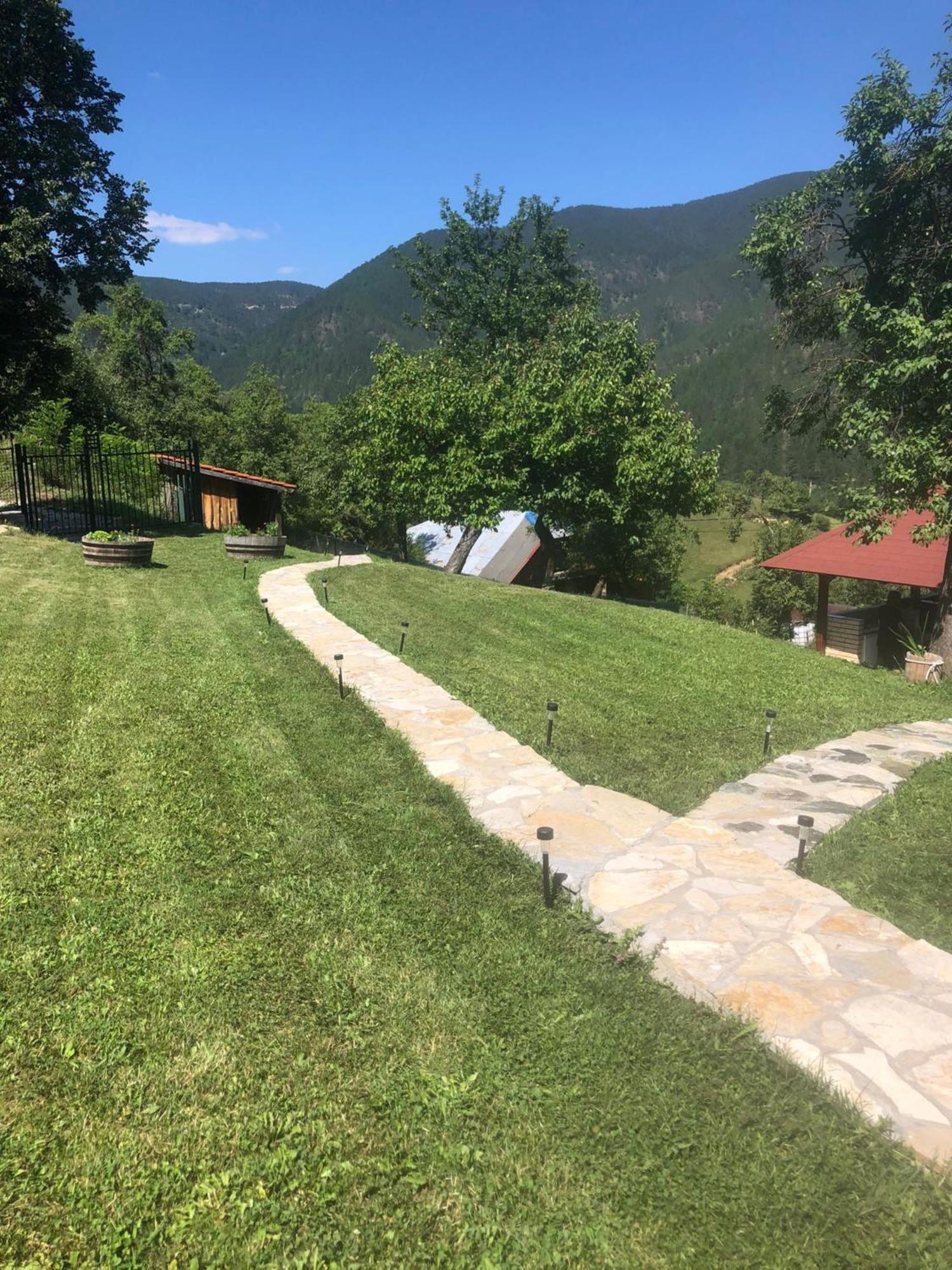 Ljubov Kutak Mokra Gora Exterior foto